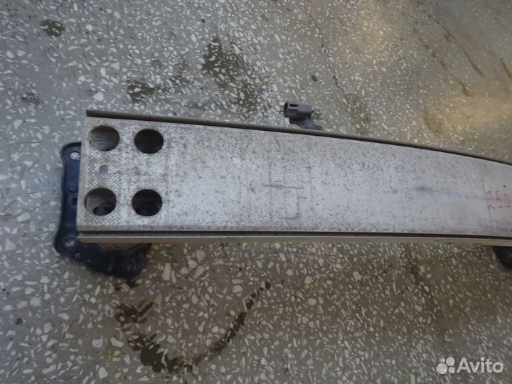 Усилитель переднего бампера Nissan Teana 2014-20 г