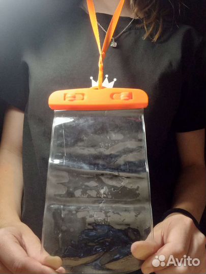 Непромокаемый чехол для телефона с подвеской