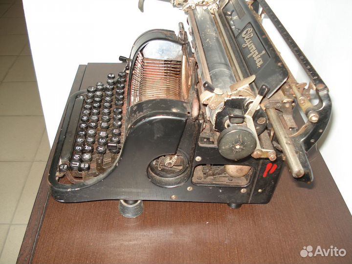 Печатная машинка Olympia Mod 8