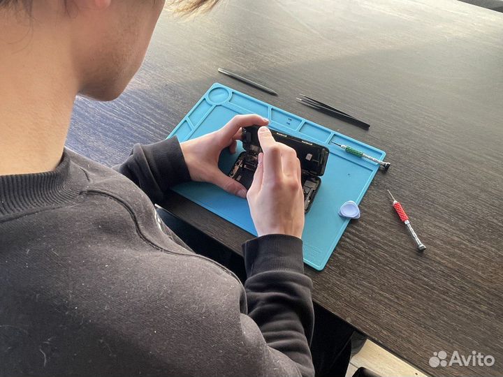 Ремонт смартфонов iPhone Android