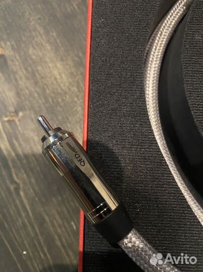 Кабель межблочный QED 2440 Signature Audio 40