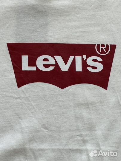 Футболка levis