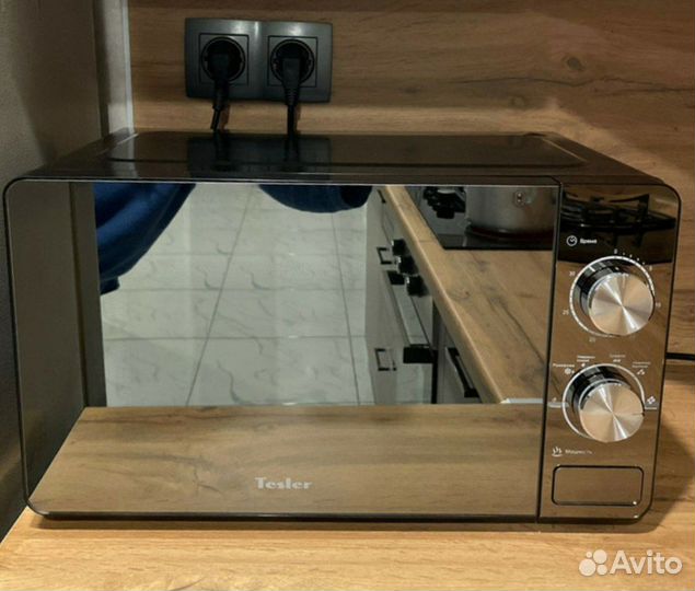 Микроволновая печь tesler