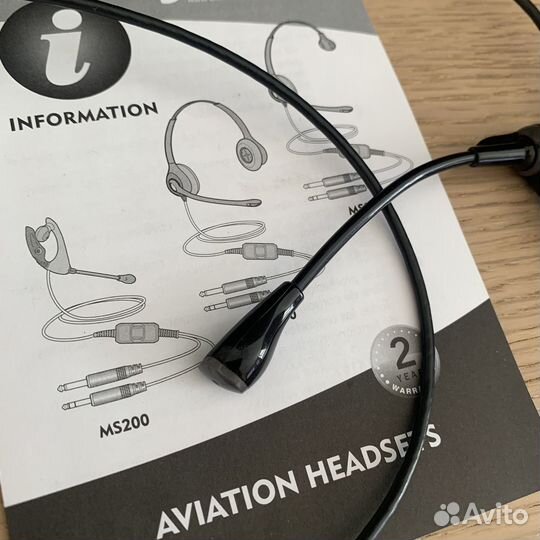 Авиационная гарнитура Boeing Plantronics MS200
