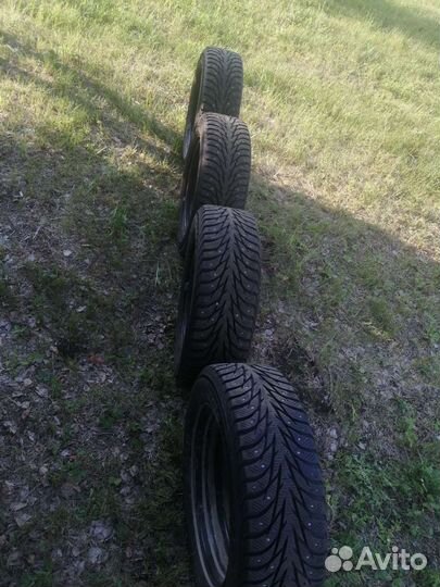 Колеса 205/60 R16 зима Yokohama