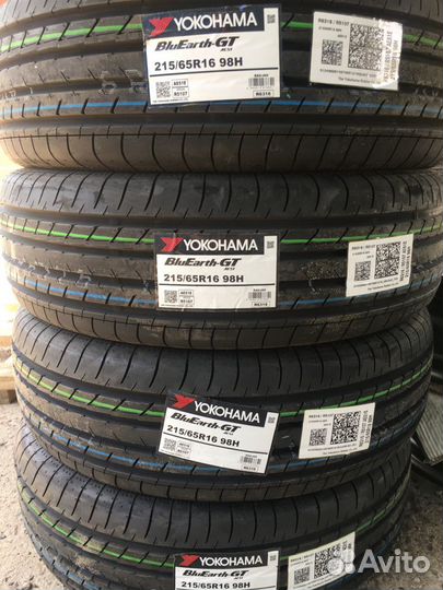 Yokohama BluEarth-GT AE51E 215/65 R16 98H