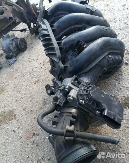 Коллектор впускной с дросселем хонда цивик 5Д 4Д