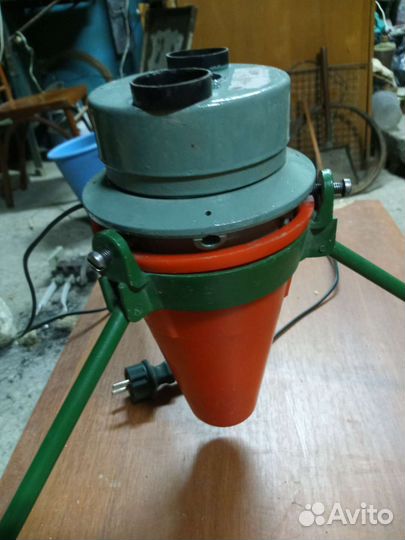 Крутилка елочная