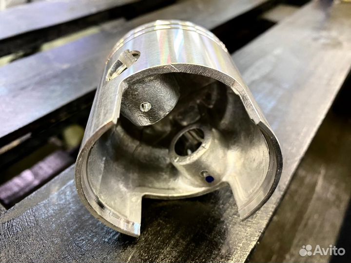 Поршень с кольцами +0,50 Tohatsu/Mercury 15-18 Ski