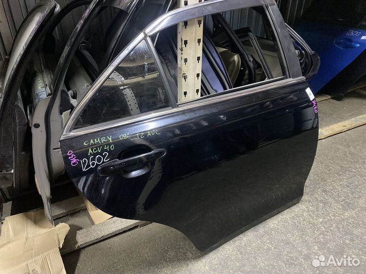 Дверь Toyota Camry 40 задняя правая