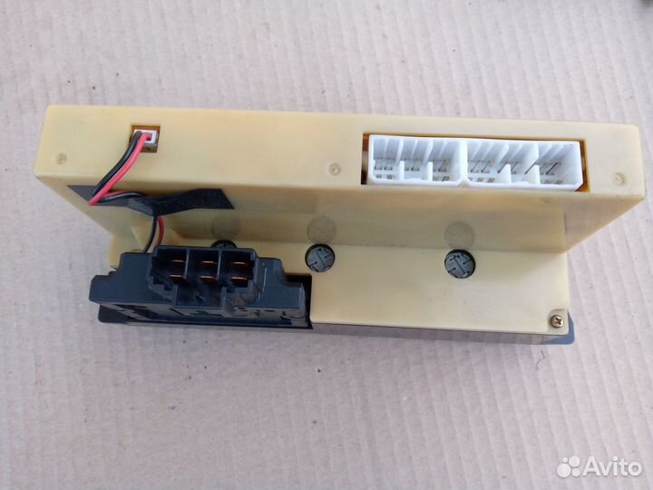 Блок управления отопителем Mazda 626 GE