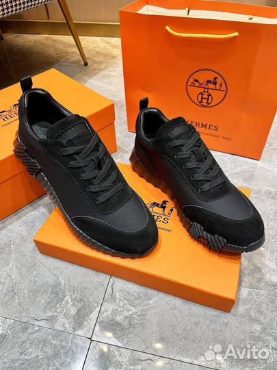 Кроссовки Hermes для стильных и динамичных мужчин