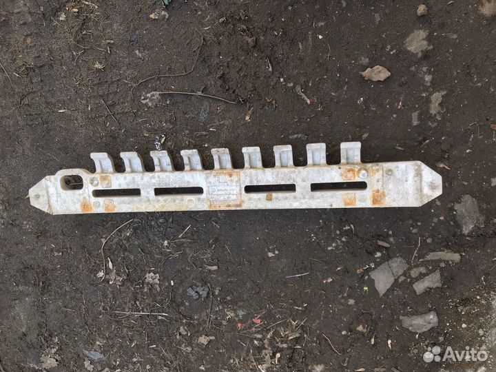 Subaru Tribeca абсорбер задний