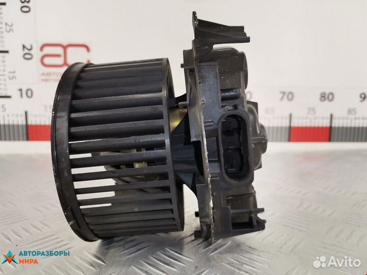 Моторчик печки Nissan Micra 2 (K11) 2003