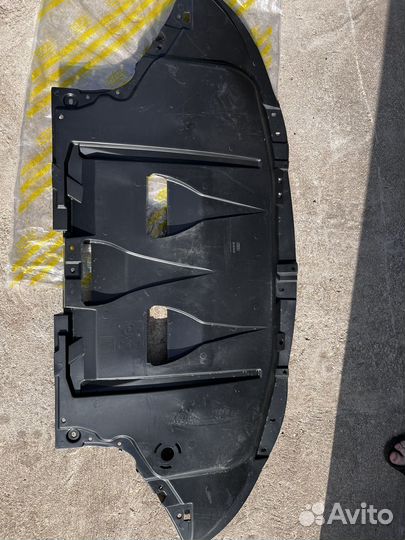 Пыльник двигателя audi a4 b7