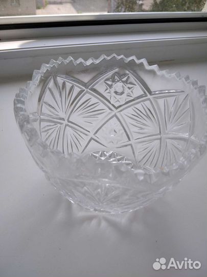 Хрустальная ваза