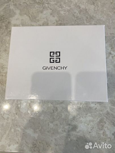 Сумка женская givenchy