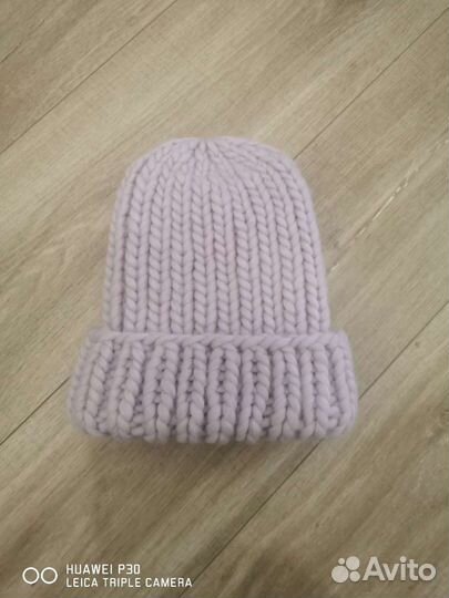 Шапка из перуанской пряжи wool land