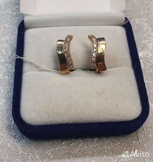 Золотые серьги 3.39гр