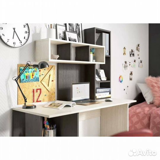 Стол компьютерный новый