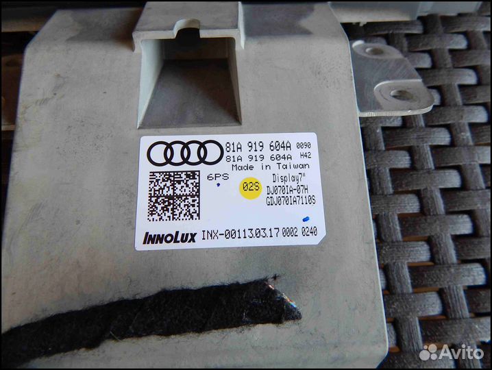 Монитор Audi Q2 1 поколение (2016-2020)