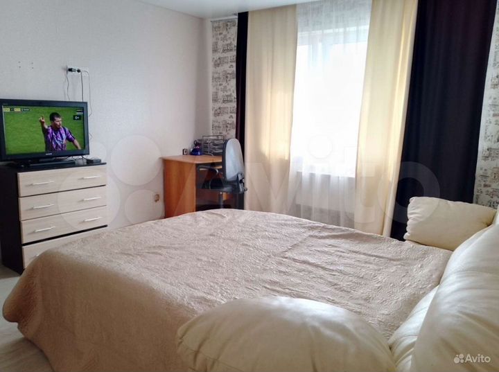 Комната 18 м² в 2-к., 21/25 эт.