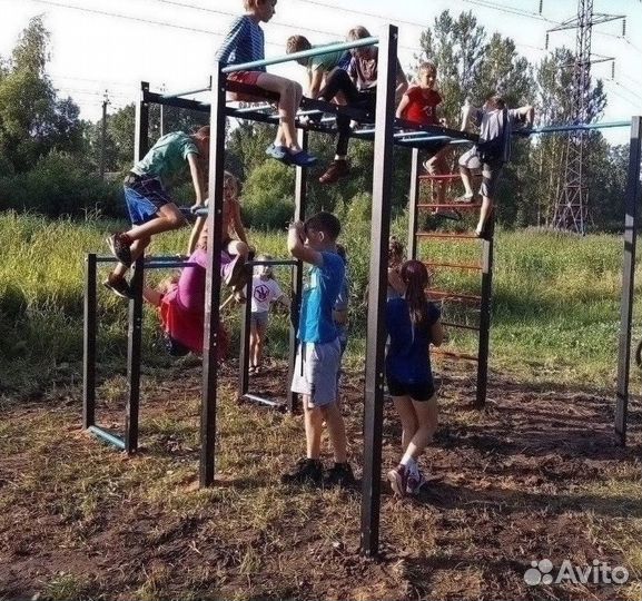 Спортивный комплекс воркаут для двора