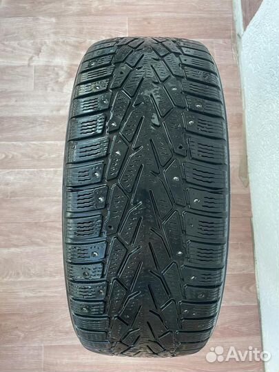 Nokian Tyres Hakkapeliitta 7 215/60 R16 99