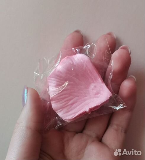 Лепестки искусственные