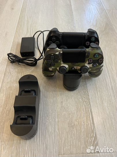 Станция для зарядки геймпадов на пс 4