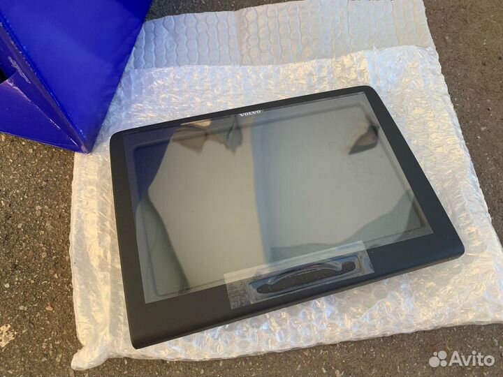 Дисплей, монитор в подголовник Volvo