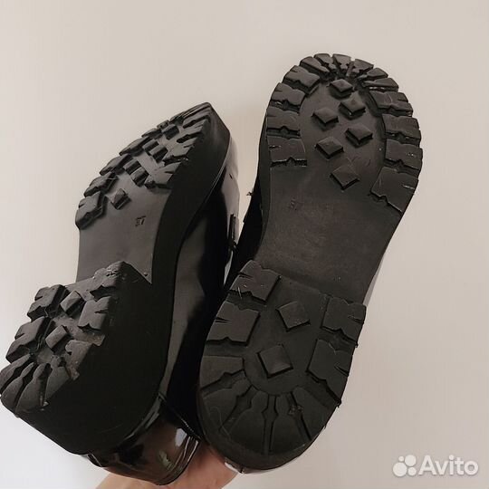 Лоферы женские 37 р