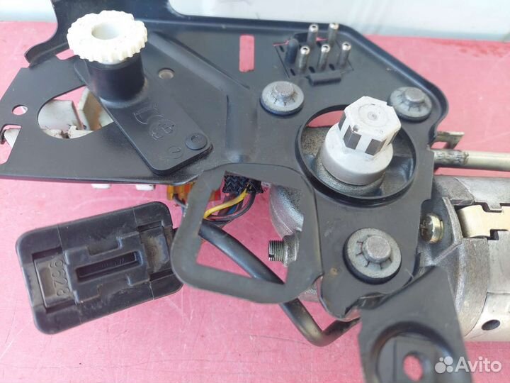 Моторчик люка Mercedes-Benz W124