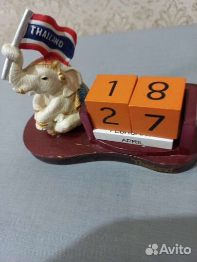 Книга Вечный календарь из Тайланда сувенир