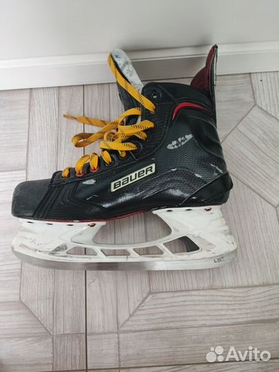 Хоккейные коньки bauer vapor x900