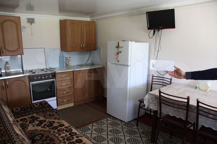 Дом 35 м² на участке 2 сот.