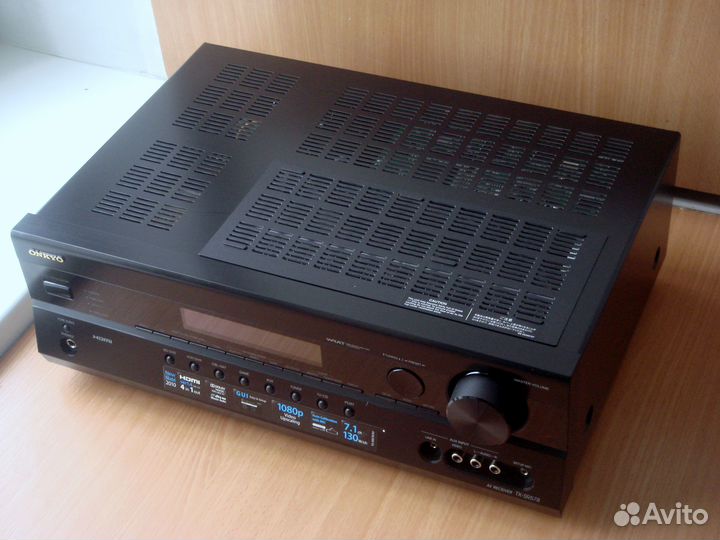 Ресивер Onkyo