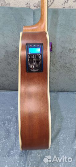 Электроаккустическая гитара