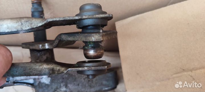 Трапеция стеклоочистителя Mercedes W447