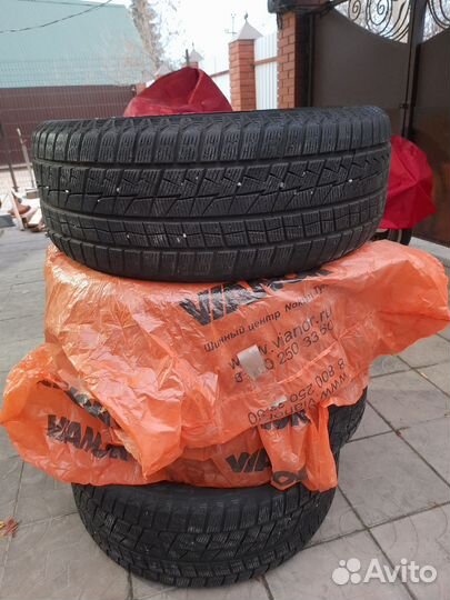 Goform Frozenero 285/50 R20