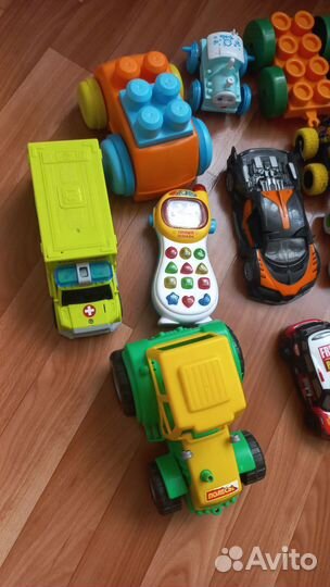 Большой пакет машинок