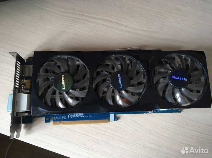 Видеокарта GigaByte GeForce GTX 570 1280MB