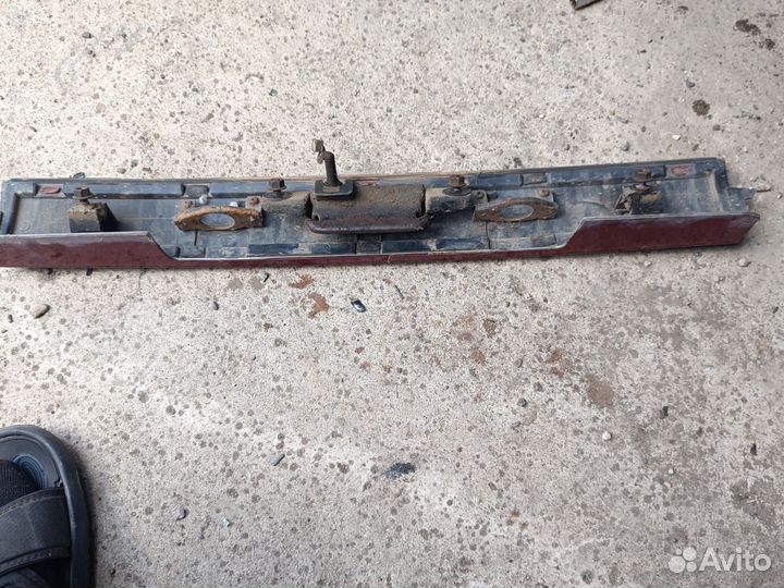 Планка Ниссан Серена 23 кузов