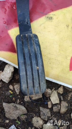 Тросик газа Renault Logan