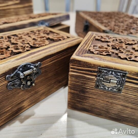 Шкатулки, сундучки