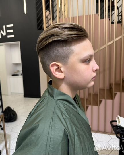 Парикмахер стилист колорист