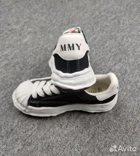 Кроссовки Maison Mihara Blakey Sneakers