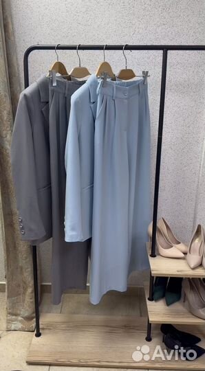 Брючный костюм женский