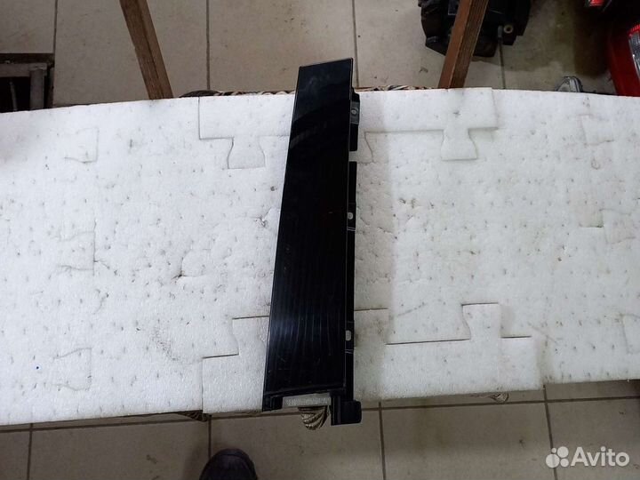 Накладка двери левой Ford Fokus 3,2011-2015г