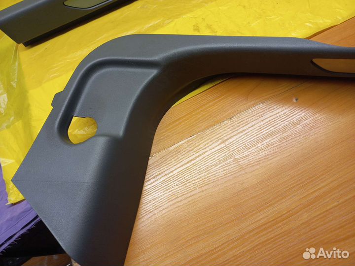 Накладка порога передняя Jaguar E-pace x540